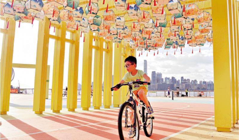 ﻿明观四海/燃脂旅游当红 港具发展优势\梁海明