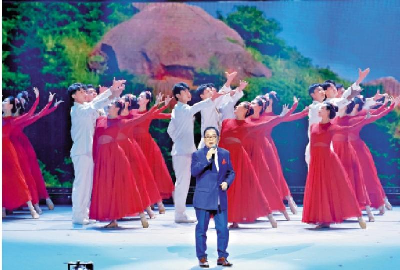 两地体艺明星携手 祝福祖国生日快乐