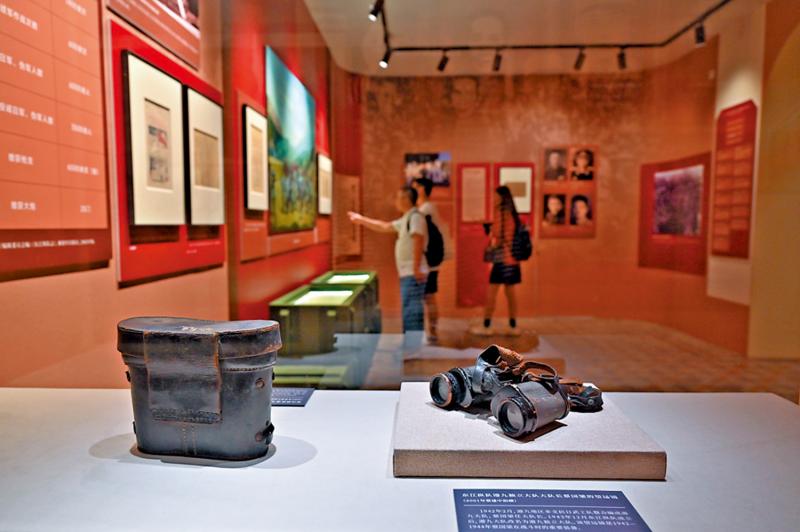 ﻿如是我见/青史映秋阳──致敬那穿越时空的民族脊梁\吴军捷