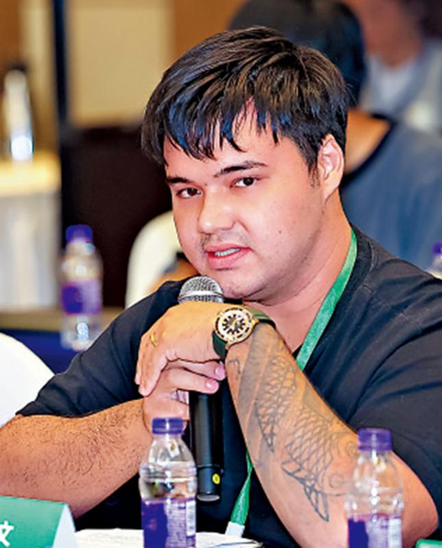 ﻿海外作者达130万人