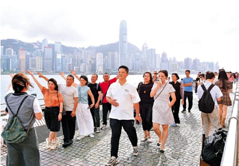 ﻿连说金融/港拓“旅游＋”模式 吸引多元客群\连少冬