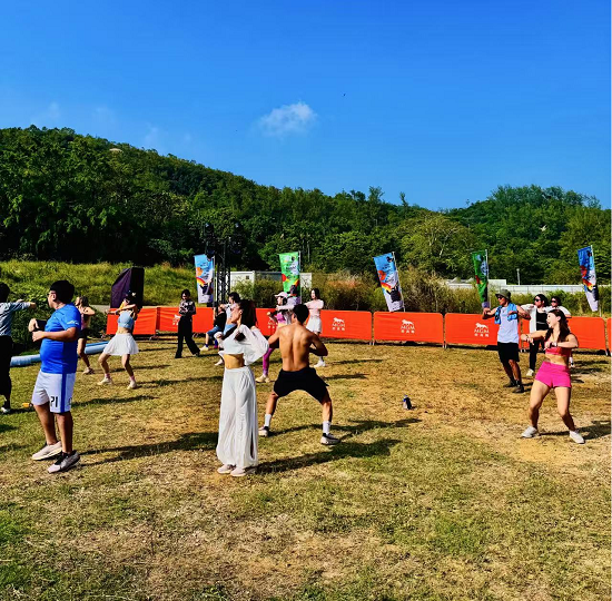 亚洲知名业界云集 “hush! 沙滩音乐会 x 城市运动节 2025”举办