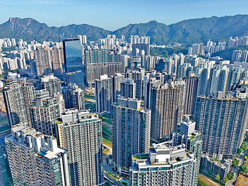 ﻿谈楼说按/按息下行 吸引资金流向楼市\王美凤