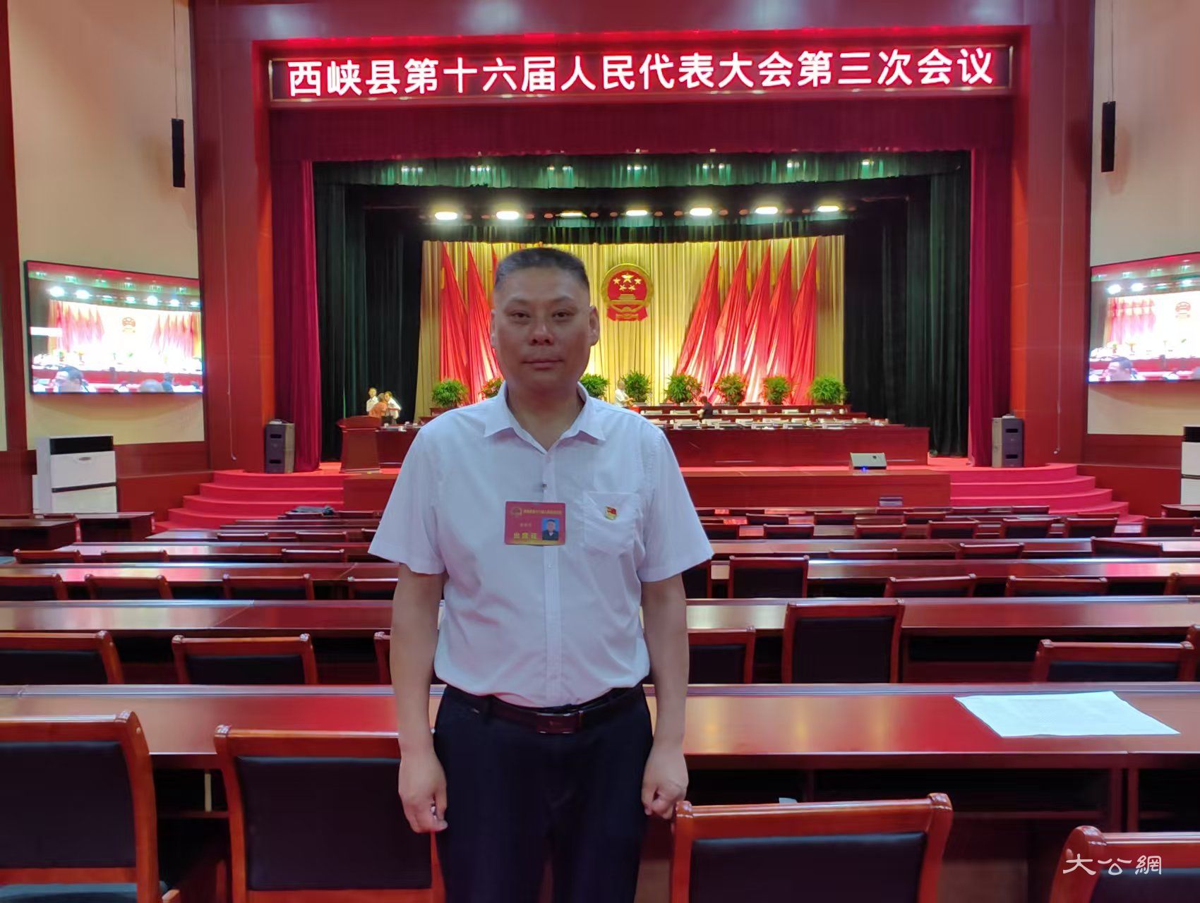 河南西峡：扎根社区办实事    为民服务暖人心