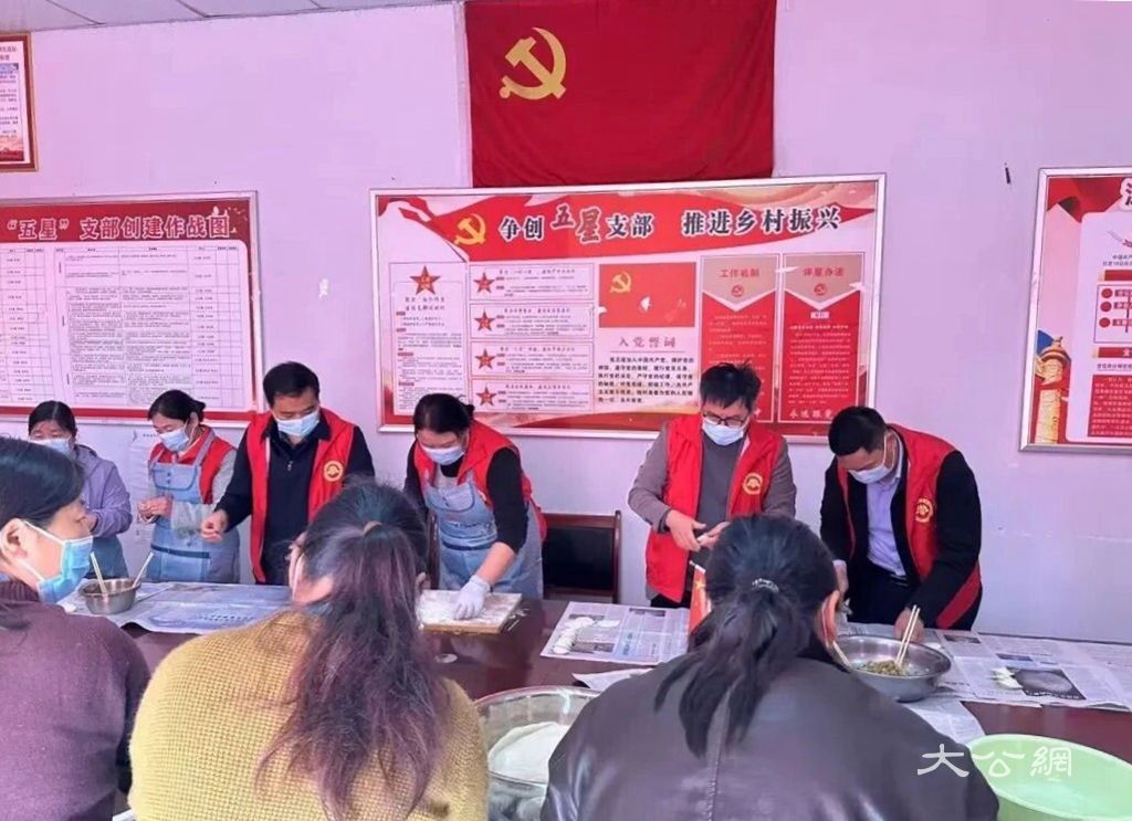 睢县回族高级中学到汤庄村举办“我们的节日•重阳”主题文化活动