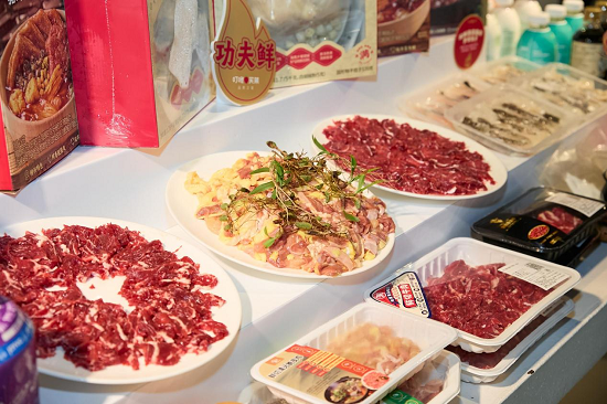 “手工鲜切”成火锅新趋势 叮咚买菜鲜上桌