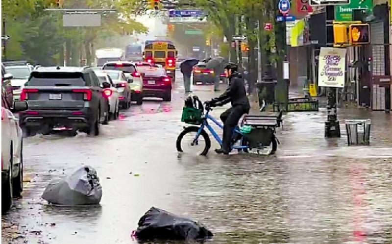 暴雨袭纽约 2人困地下室溺毙