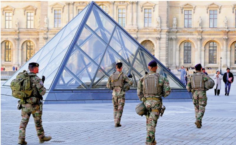 法部长称罗浮宫被盗珠宝或已销赃海外