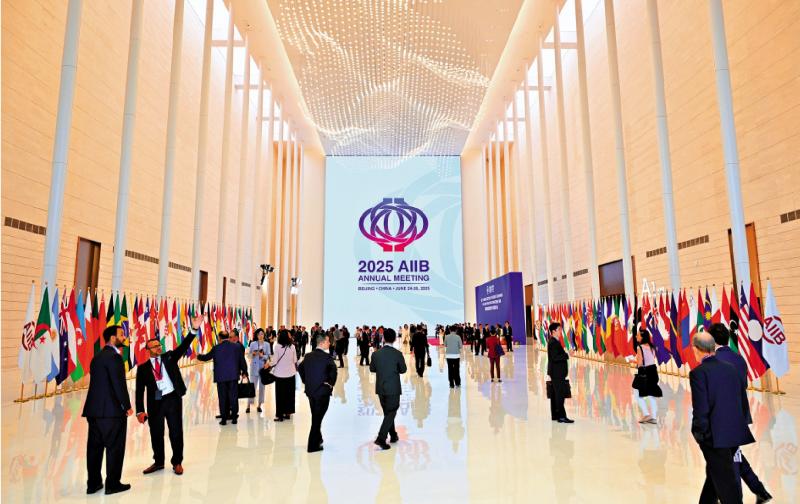 ﻿明观四海/亚投行落户 港发展注新动能\梁海明