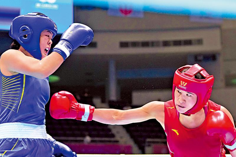 全运拳击赛 奥运冠军李倩晋8强