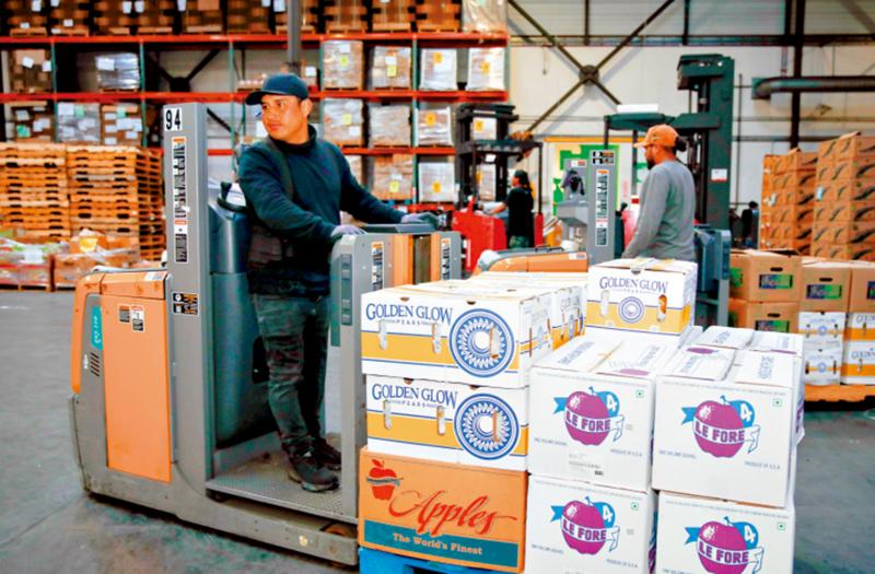 AI引发失业潮 美国10月裁员人数创新高