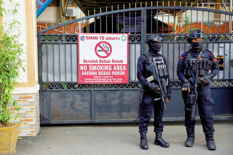 印尼雅加达校园清真寺爆炸55伤