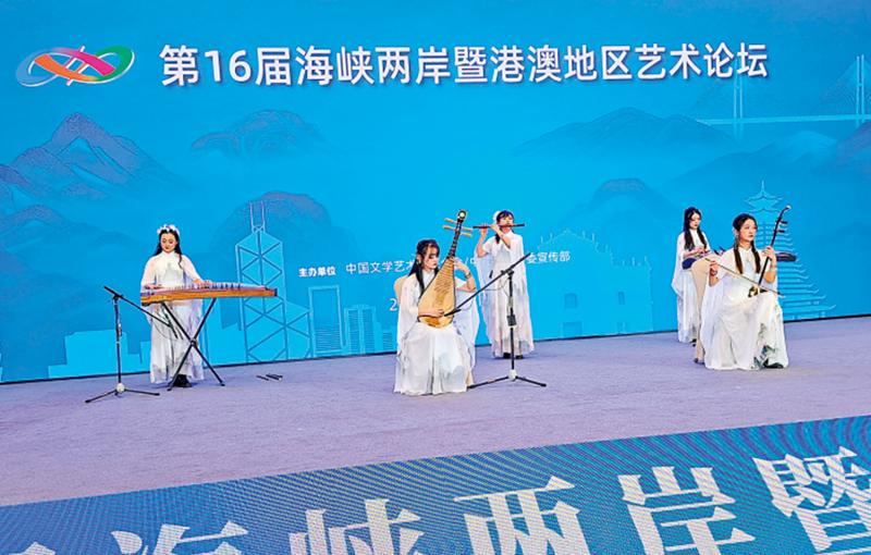 ﻿乐问集/贵阳论坛见闻\周光蓁