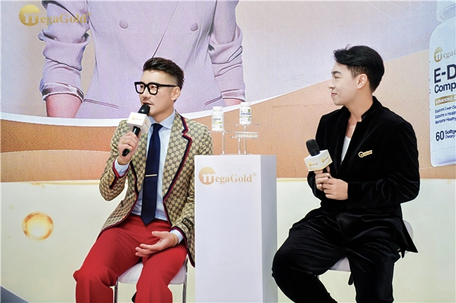 胡兵空降MegaGold鱼油博士进博会，亲证“精准营养”健康力量