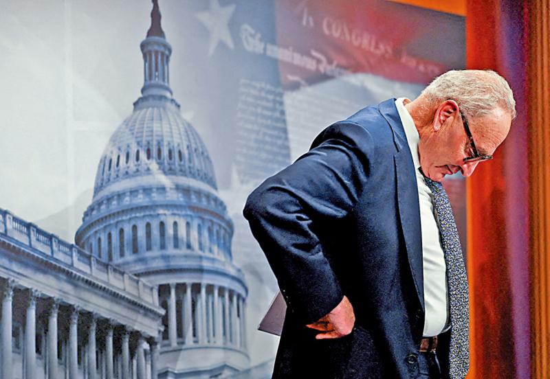 新闻解码/临时拨款仅到明年1月 停摆闹剧停不了