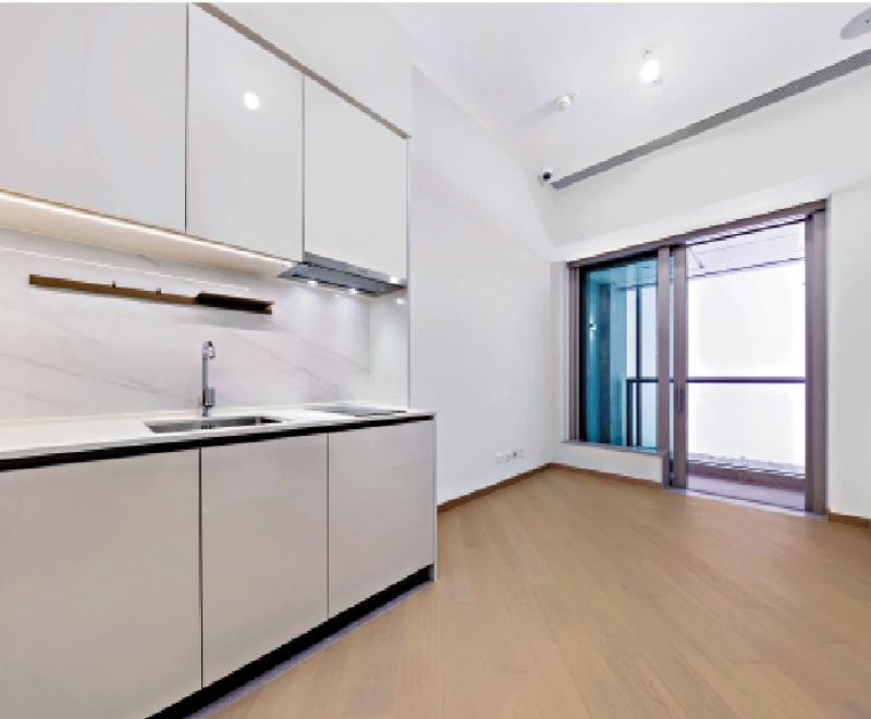 柏景峰示位3000人参观 周六起收票