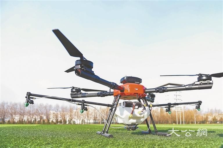 产教融合 培养更多复合型“新农人飞手”