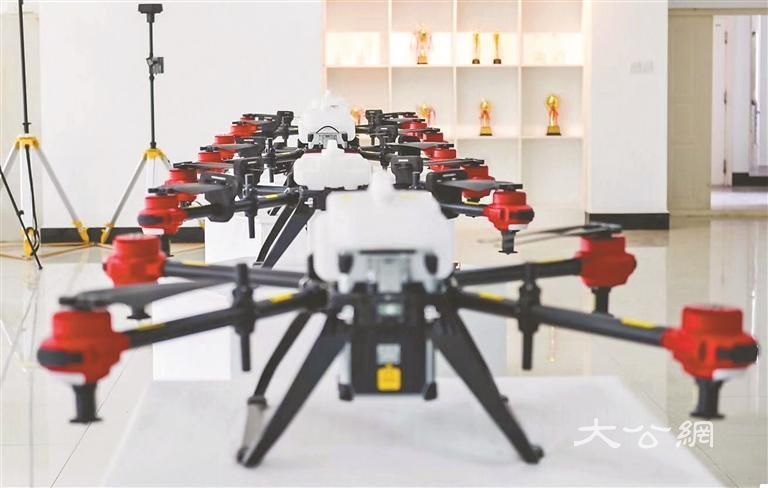 产教融合 培养更多复合型“新农人飞手”