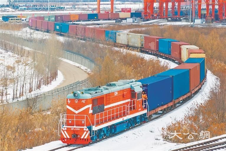 同江铁路口岸开通三年运量突破1400万吨