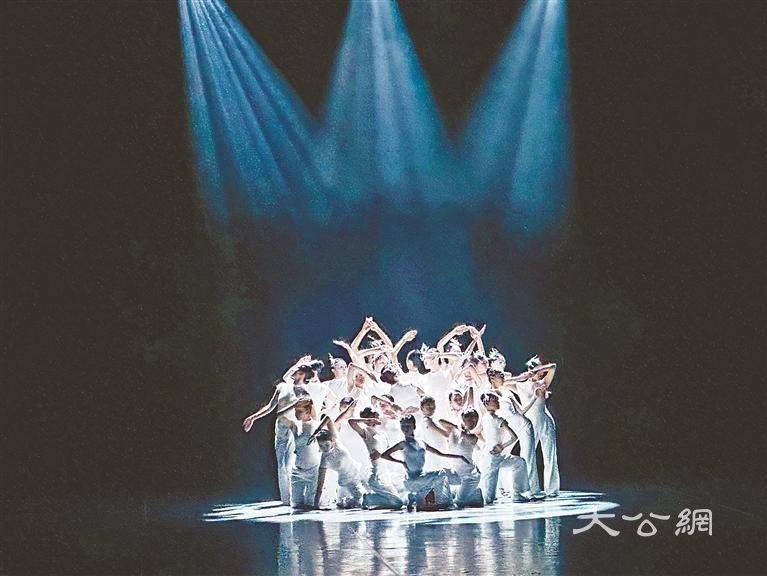 黑龙江省首届原创舞蹈作品展演落幕