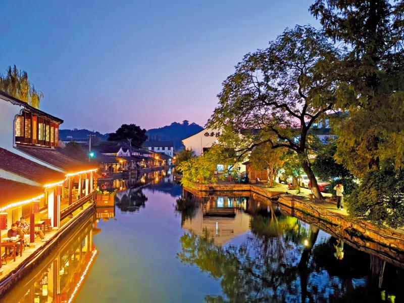 ﻿君子玉言/老屋的思念\小 杳