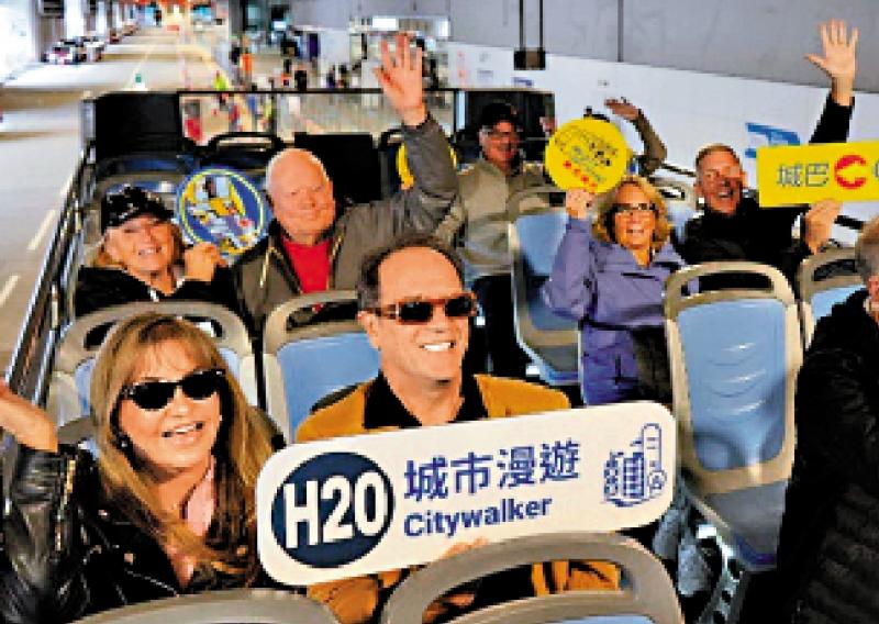 ﻿新开篷巴士线接载邮轮客