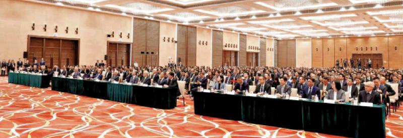 侯建国倡加快四大工程项目建设