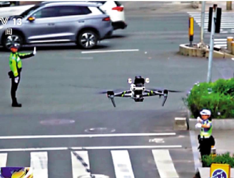 ﻿浙江/3分钟到场5分钟处理 警用无人机效率高