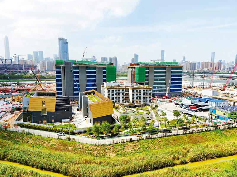 与会者：融入和服务国家发展大局 有利港长期繁荣稳定