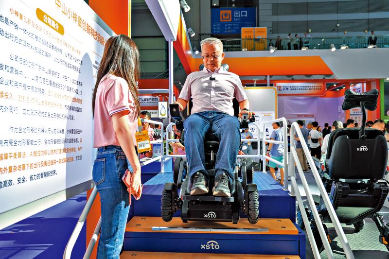 ﻿内地2027年形成3个万亿级消费领域