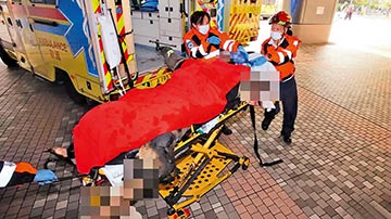 特区政府：沉痛哀悼 市民：感激付出 37岁消防员殉职 同袍：落更喇