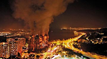 互相扶持 为受影响市民提供帮助 多个政党暂停选举工作 协助救灾