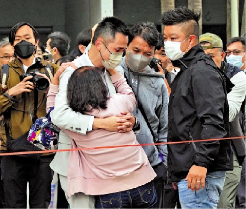 ﻿社区会堂认尸 家属哭断肠