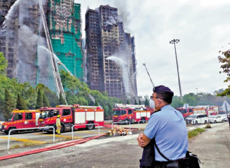 ﻿采访手记/警员睹家园被毁：家人安全已万幸