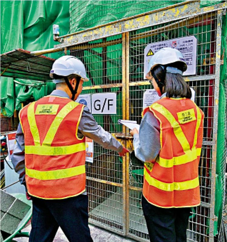 ﻿劳工处巡宏福苑16次 提三宗检控