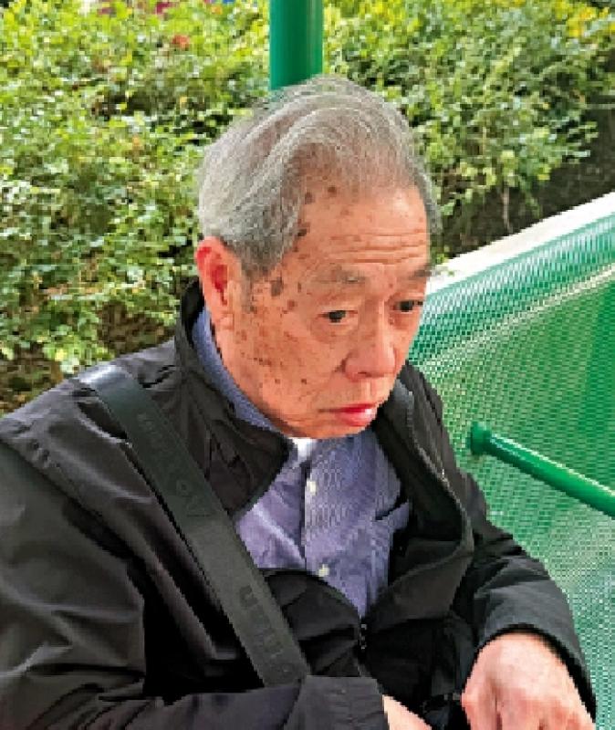 ﻿事发突然/八旬翁逃出生天 遗憾没等埋邻居