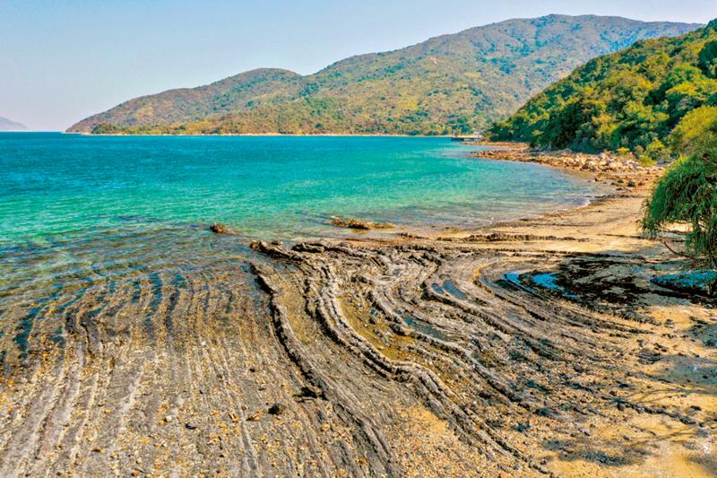 ﻿七日谈（吉林篇）/没有人是一座孤岛\任 白