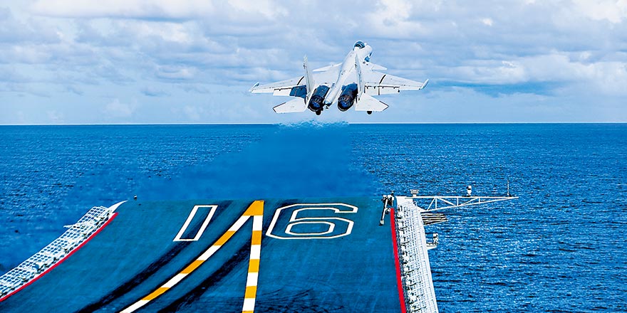 外媒：辽宁舰和中俄轰炸机“包围琉球”