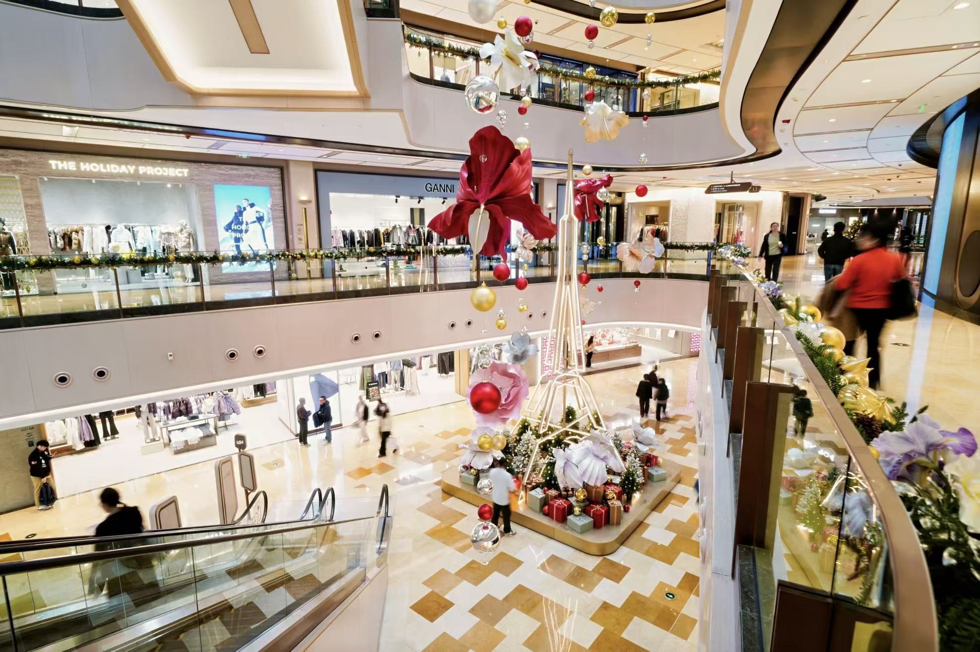 双城对话共筑文化盛景兴业太古汇开启2025冬日活动季