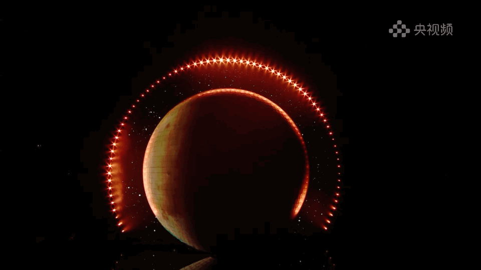 视听共振，心灵同频!《鸿蒙星光盛典》让“在一起”落地成光