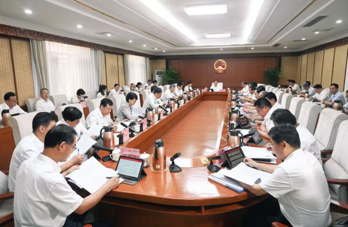 省政协党组扩大会议召开 传达贯彻省委经济工作会议精神 孔昌生主持并讲话