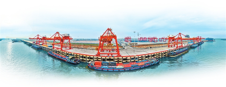 河南省投运首个百万级专用集装箱码头 周口港中心港区中心作业区开港