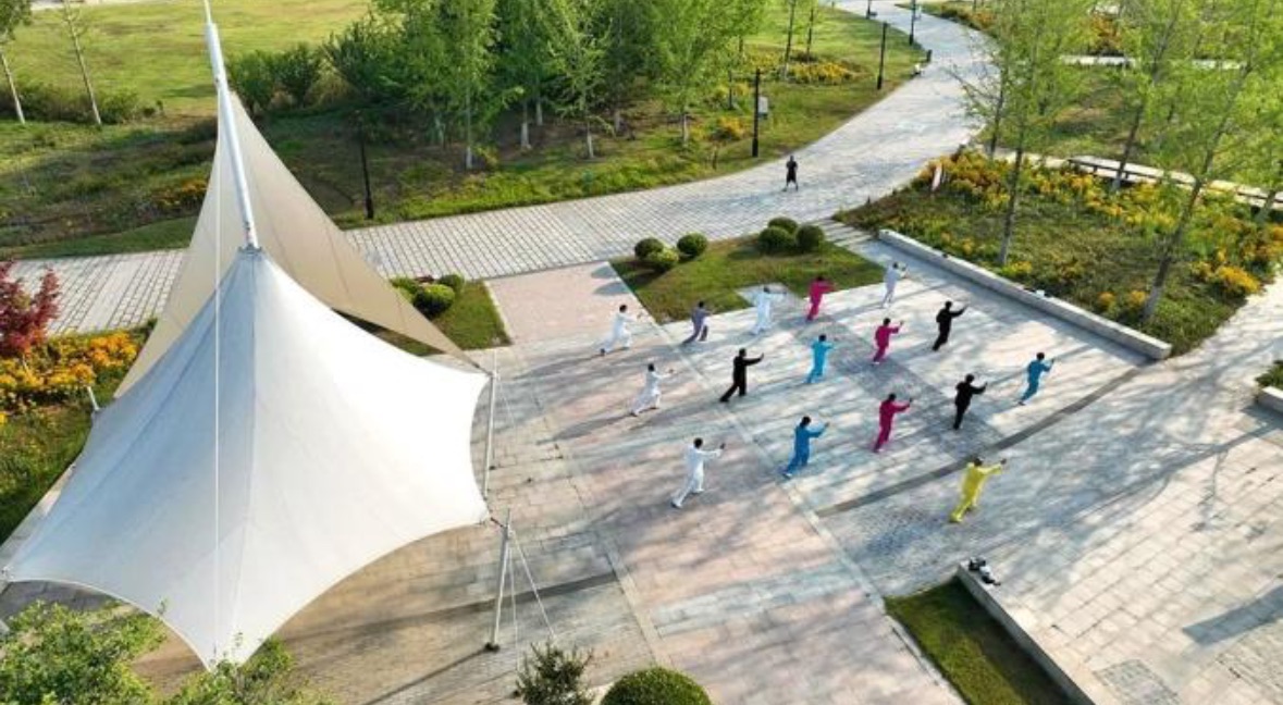 完整社区 以民生温度标注城市幸福刻度（它们为何占C位） ——2025河南经济热词观察之八