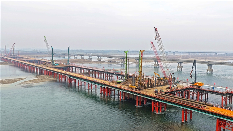 许昌：抓项目 抢开局——奋力推进一季度开好局