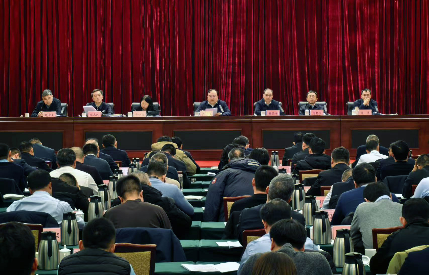 奋战“十五五” 决胜开局年 河南工信系统要抓好九方面重点工作