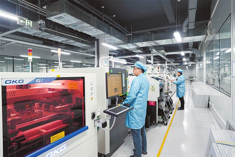 郑州航空港的“芯”节奏 光力科技建产同步冲刺“开门红”