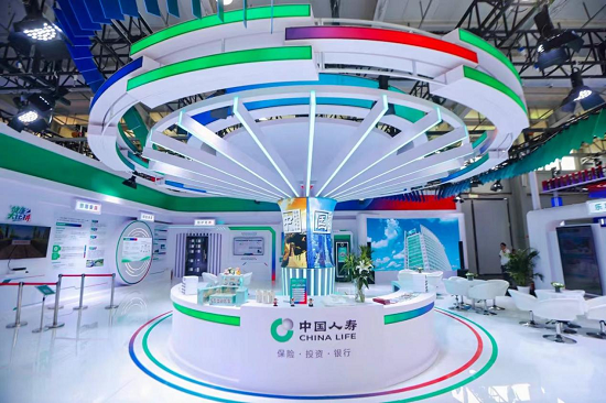 拥抱高质量发展 中国人寿摘“金紫荆奖”两项大奖