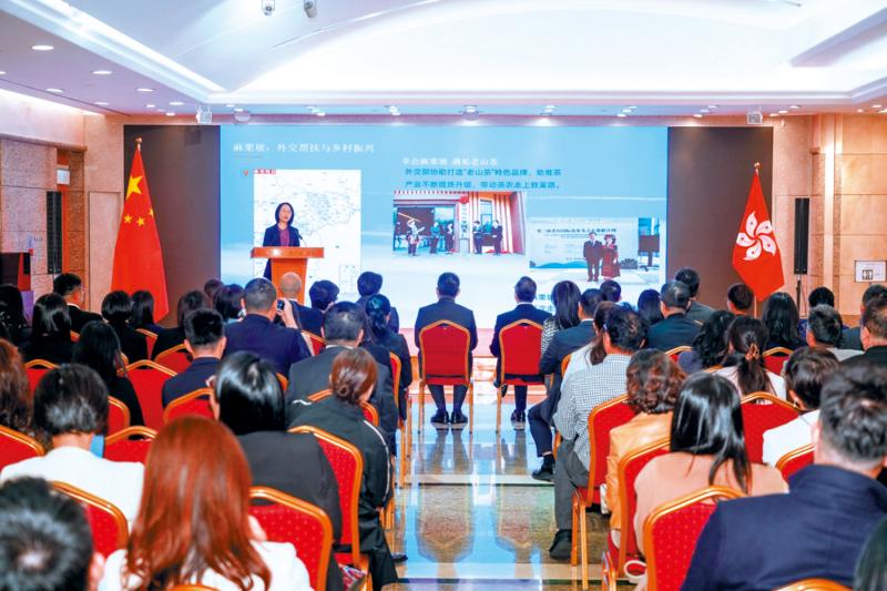 机不可失/为青年人“走出去”创造有利条件