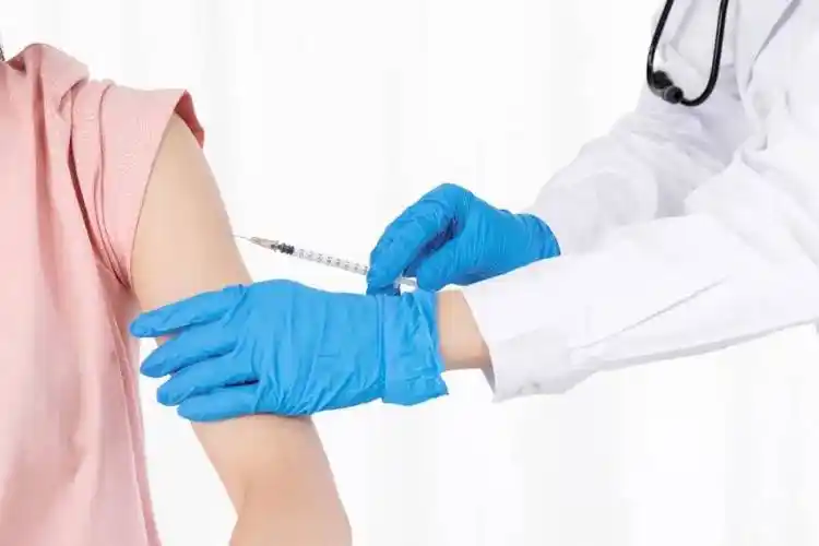 首批50万支HPV疫苗抵达河南 13周岁女孩可免费接种