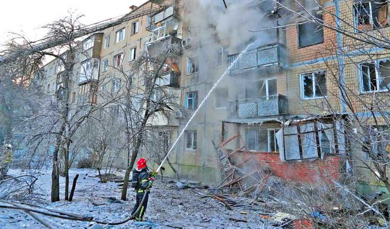 俄美乌首日会谈结束 克宫：俄军续打击
